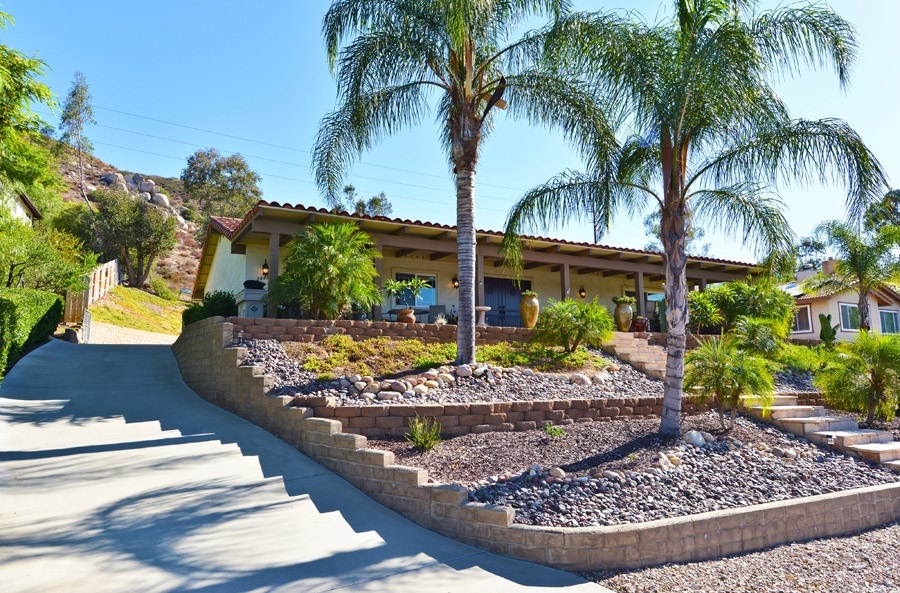 24420 Rutherford Road Ramona, CA 92065 - Photo 2 of 12