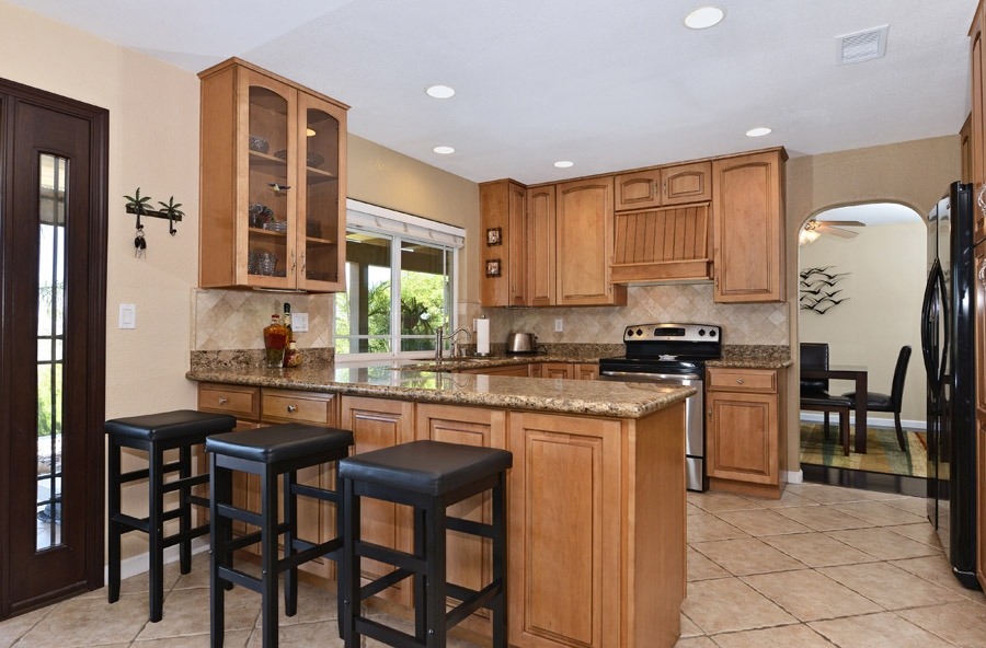 24420 Rutherford Road Ramona, CA 92065 - Photo 3 of 12