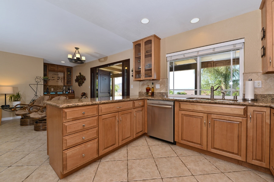 24420 Rutherford Road Ramona, CA 92065 - Photo 5 of 12