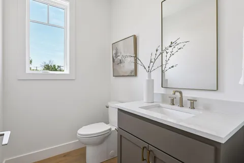 $1,299,000 | 5621 Buffington Lane, Shorewood, MN 55331