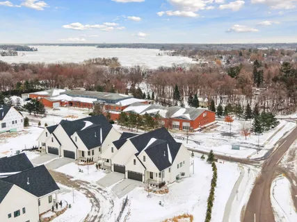 $1,299,000 | 5621 Buffington Lane, Shorewood, MN 55331