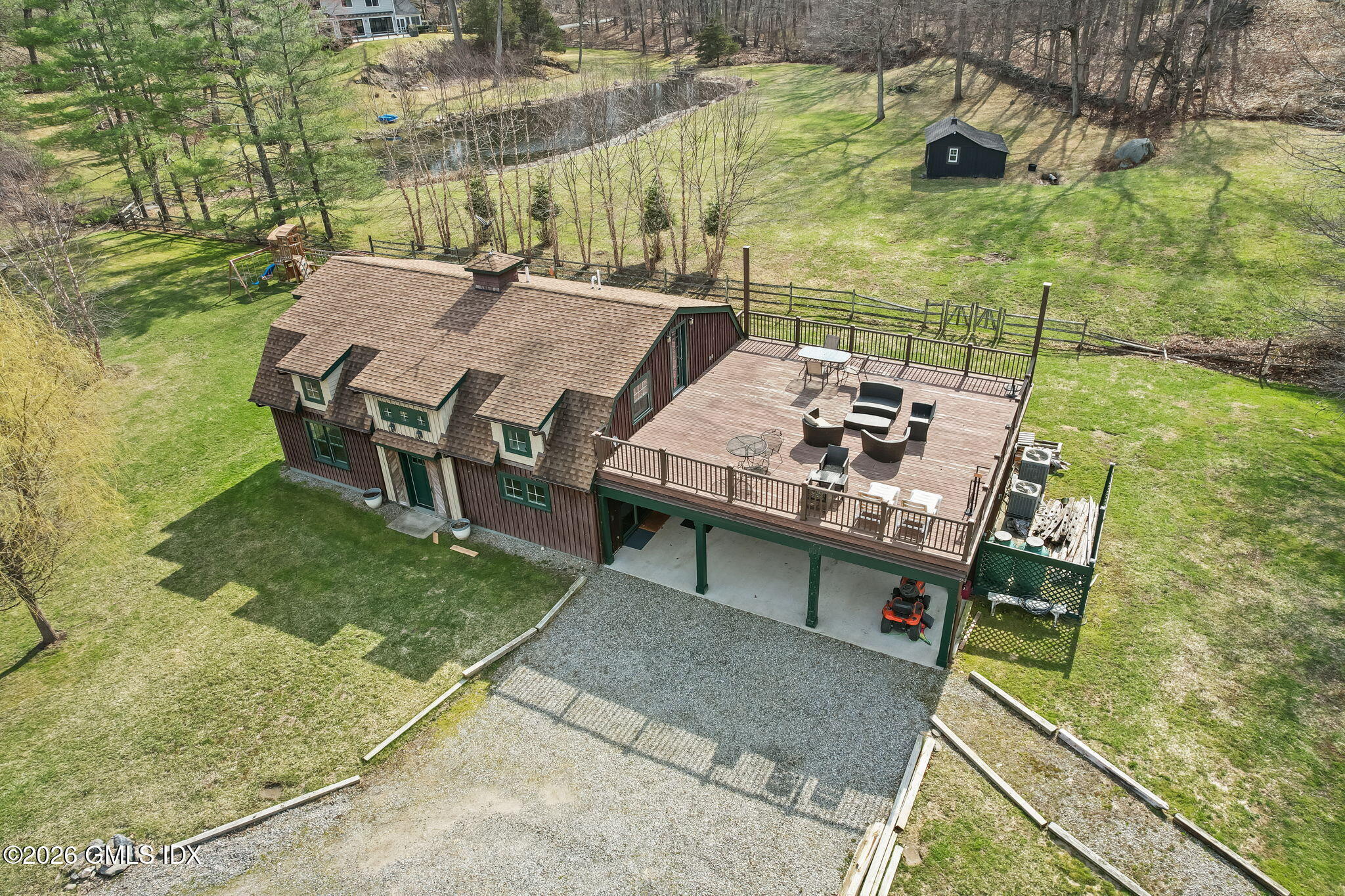 39 Hunting Ridge Road, Unit 2 Greenwich, CT 06831 - Photo 2 of 17 3-web-or-mls-39-hunting-ridge-rd