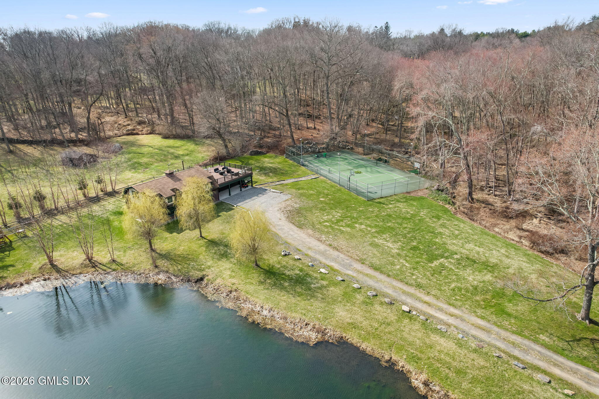 39 Hunting Ridge Road, Unit 2 Greenwich, CT 06831 - Photo 3 of 17 1-web-or-mls-39-hunting-ridge-rd