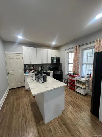 $879,000 | 91-18 173rd Street | Eastwood