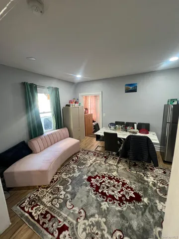 $879,000 | 91-18 173rd Street | Eastwood