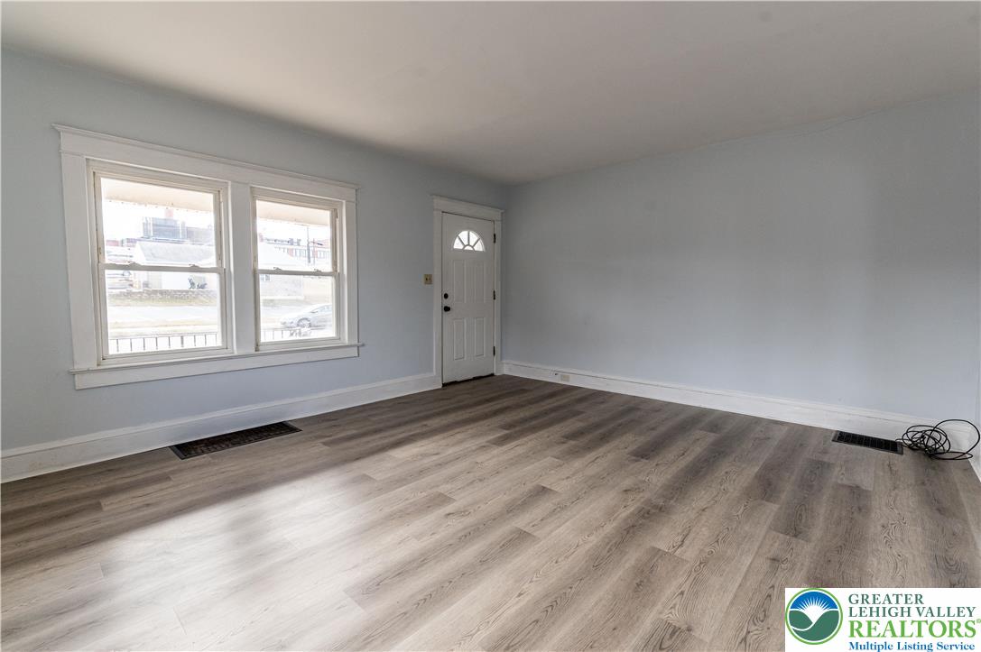 2001 Ferry Street Easton, PA 18042 - Photo 4 of 28