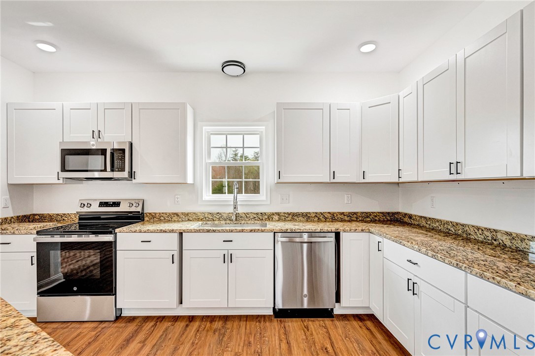 6682 Courthouse Road Louisa, VA 23093 - Photo 2 of 45