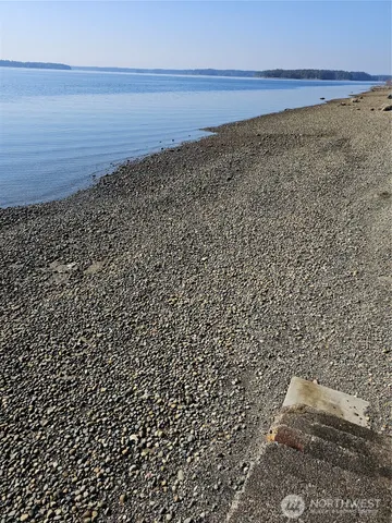 $645,000 | 70 East Sund Road, Grapeview, WA 98546