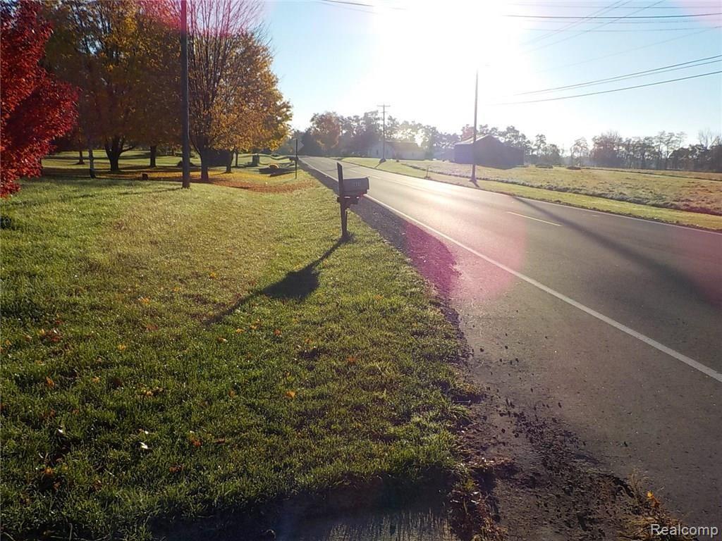 4031 Grand River Road Bancroft, MI 48414 - Photo 13 of 15 DSCN8192.JPG