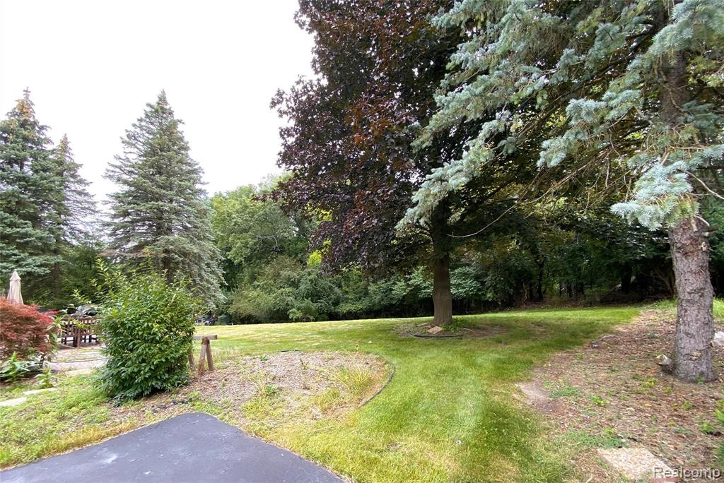 1158 East Fairview Lane Rochester Hills, MI 48306 - Photo 5 of 39