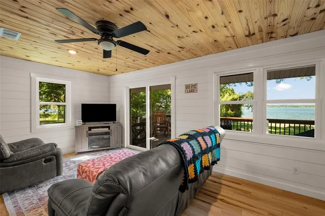 $295,000 | 10131 County Road 3705, Quinlan, TX 75474