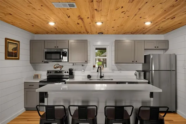 $295,000 | 10131 County Road 3705, Quinlan, TX 75474