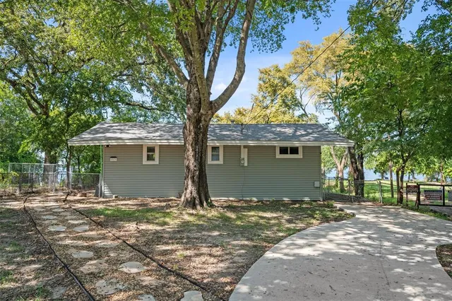 $295,000 | 10131 County Road 3705, Quinlan, TX 75474