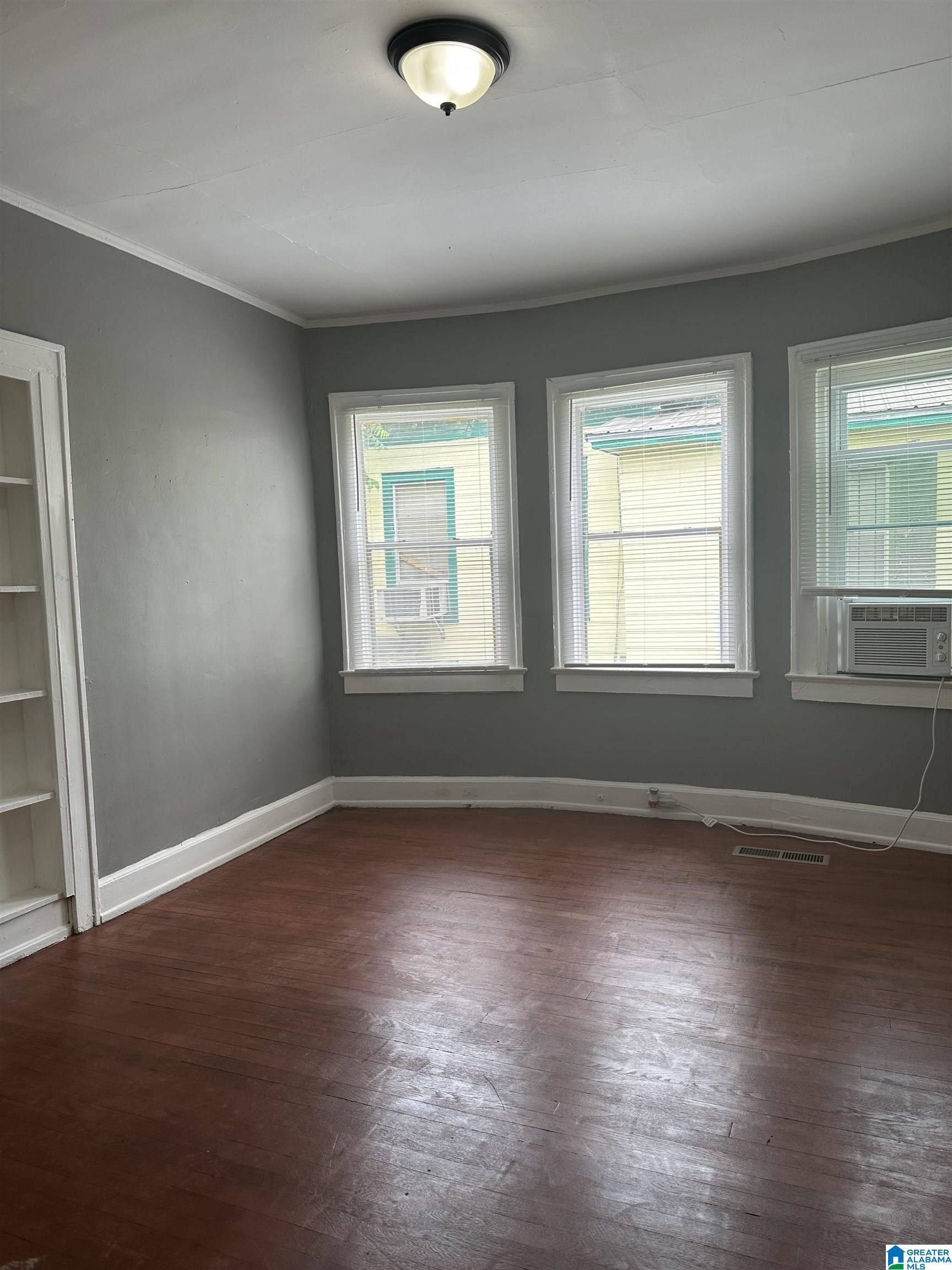 529 Fulton Avenue Southwest Birmingham, AL 35211 - Photo 14 of 17