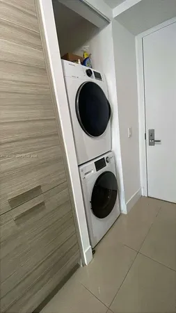 a close view of sink