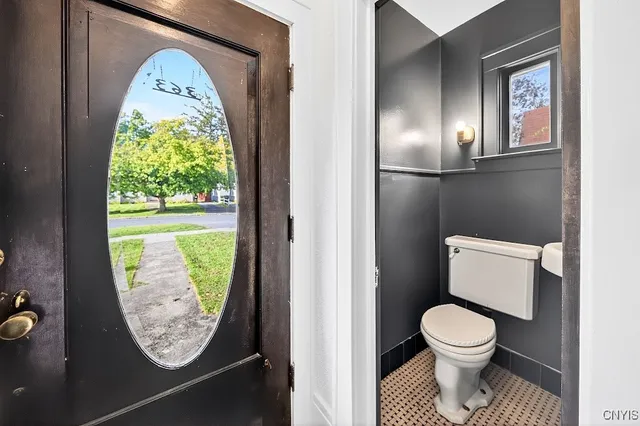 $2,700 | 363 Hickok Avenue, Syracuse, NY 13206