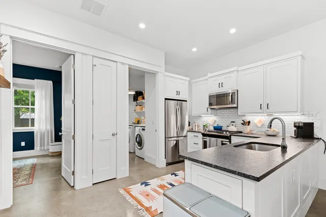 $4,500 | 3206 Garden Villa Lane, Unit A, Austin, TX 78704