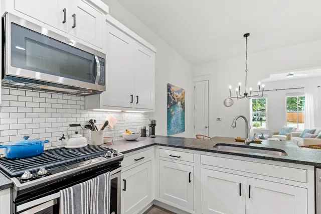 $4,500 | 3206 Garden Villa Lane, Unit A, Austin, TX 78704