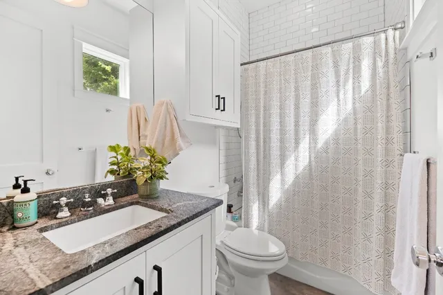 $4,500 | 3206 Garden Villa Lane, Unit A, Austin, TX 78704