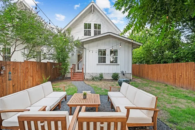 $4,500 | 3206 Garden Villa Lane, Unit A, Austin, TX 78704