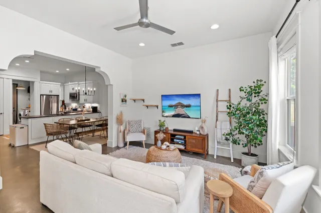 $4,500 | 3206 Garden Villa Lane, Unit A, Austin, TX 78704