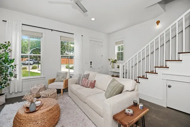 $4,500 | 3206 Garden Villa Lane, Unit A, Austin, TX 78704