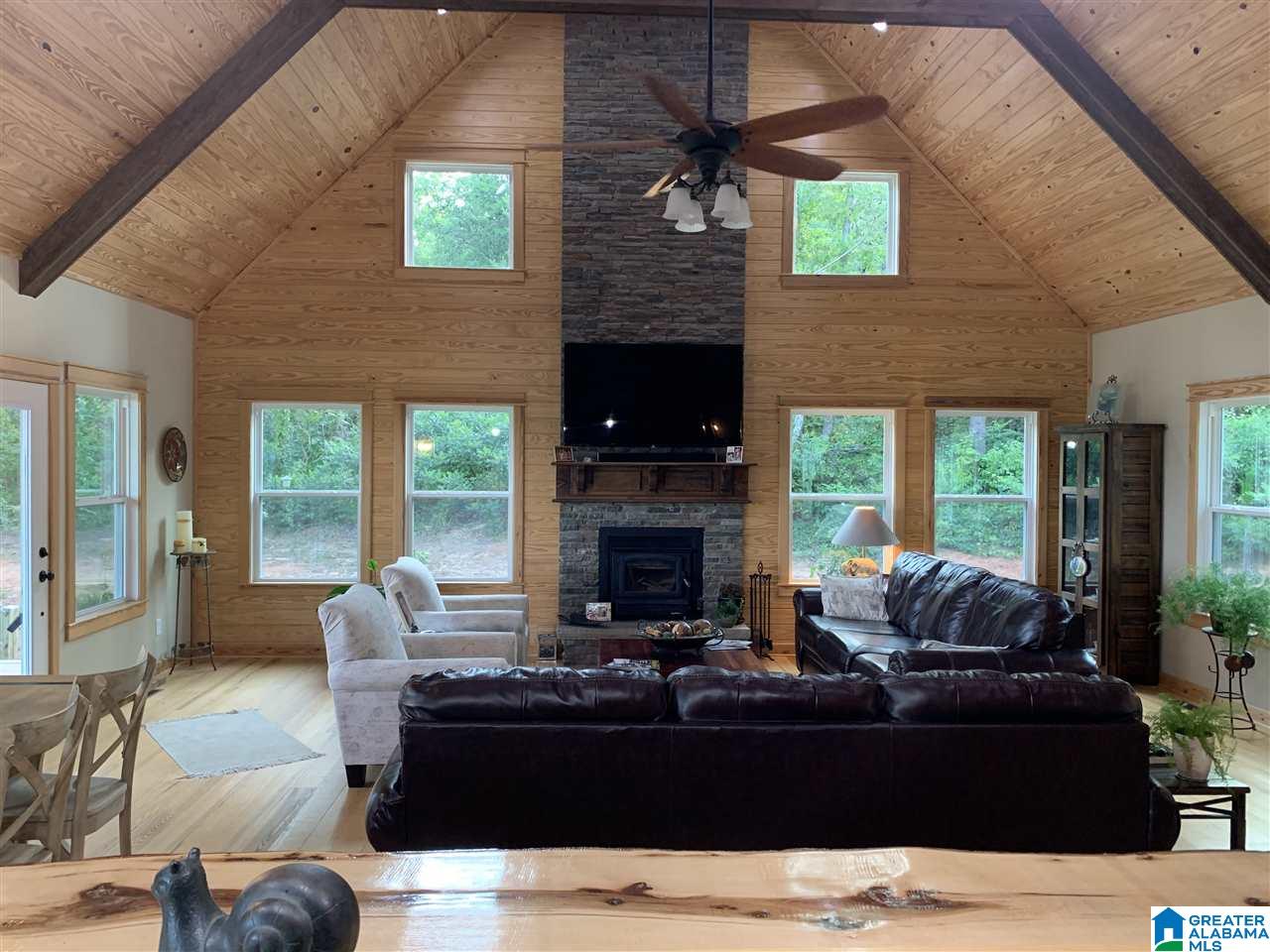 1047 Country Road Warrior, AL 35180 - Photo 14 of 45