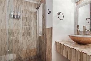 411 Burgundy Street, Unit 4 New Orleans, LA 70112 - Photo 6 of 6