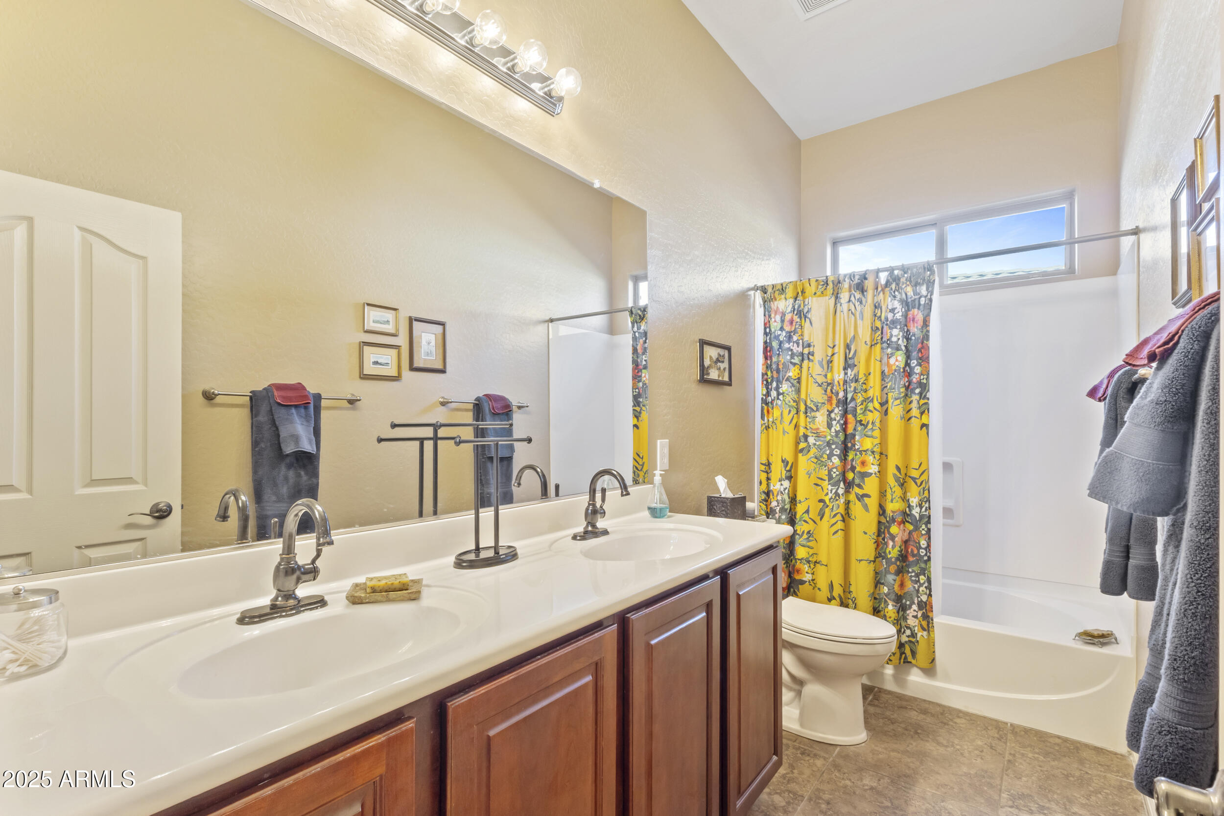 17634 West Verdin Road Goodyear, AZ 85338 - Photo 25 of 39 img_021