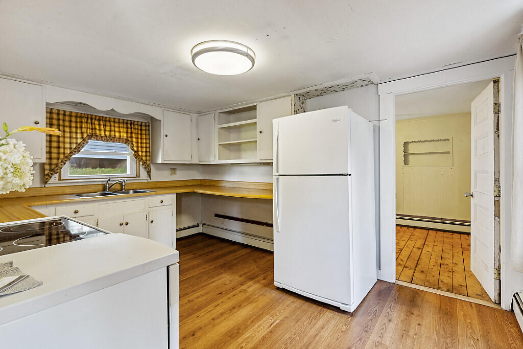 32 Murray Street Augusta, ME 04330 - Photo 14 of 26 15_BP5A0195_DxO_mls