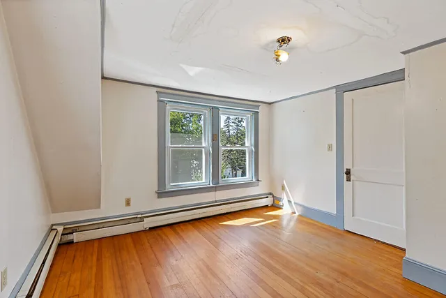 $179,900 | 32 Murray Street, Augusta, ME 04330