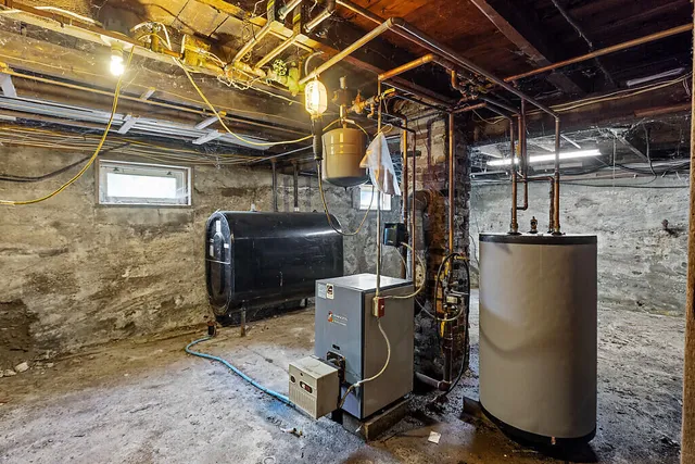 $179,900 | 32 Murray Street, Augusta, ME 04330