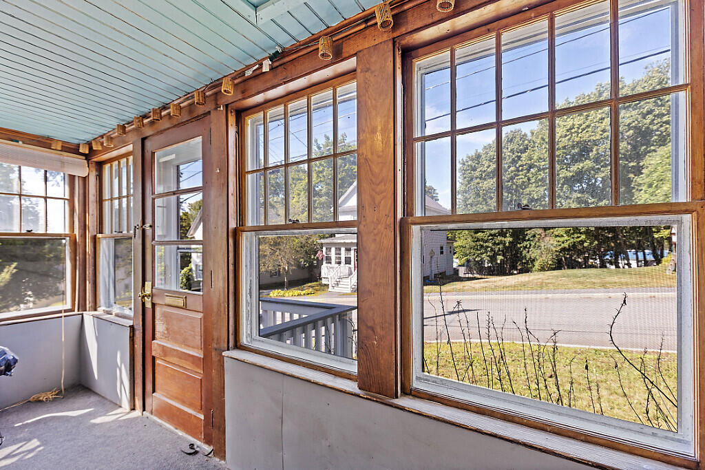 32 Murray Street Augusta, ME 04330 - Photo 7 of 26 08_BP5A0174_DxO_mls