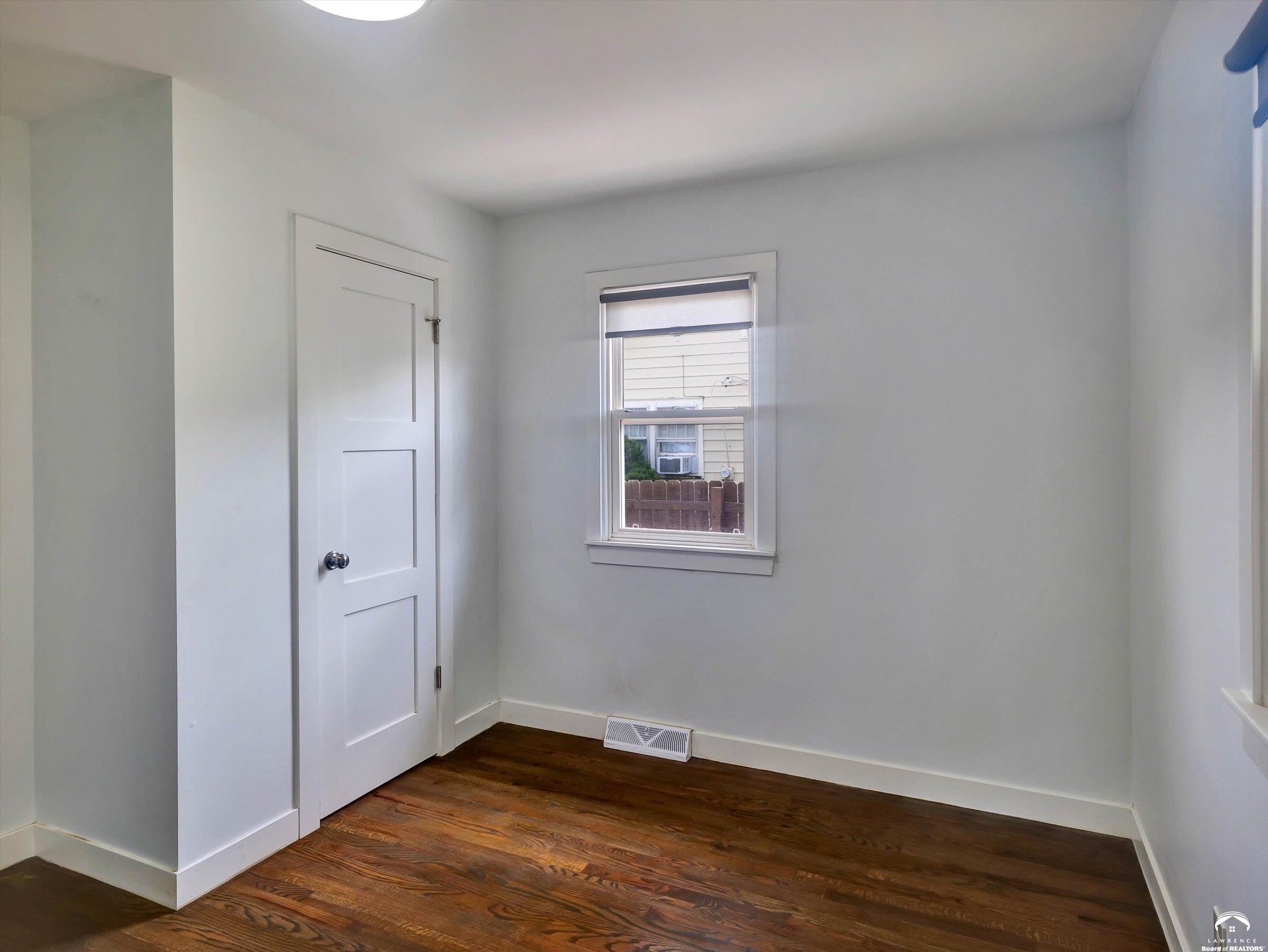 7002 Nieman Road Shawnee, KS 66203 - Photo 16 of 36 Gallery Image 16