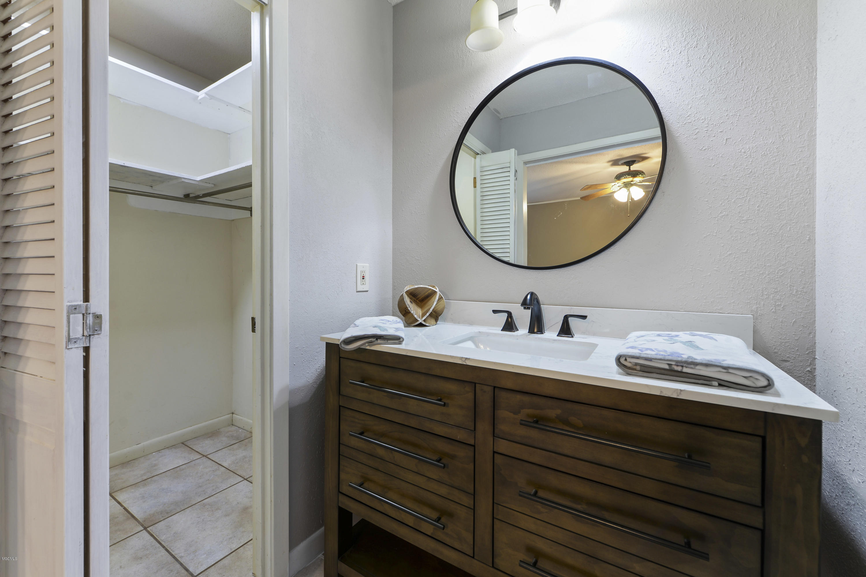 14316 Mays Road Gulfport, MS 39503 - Photo 13 of 31 014