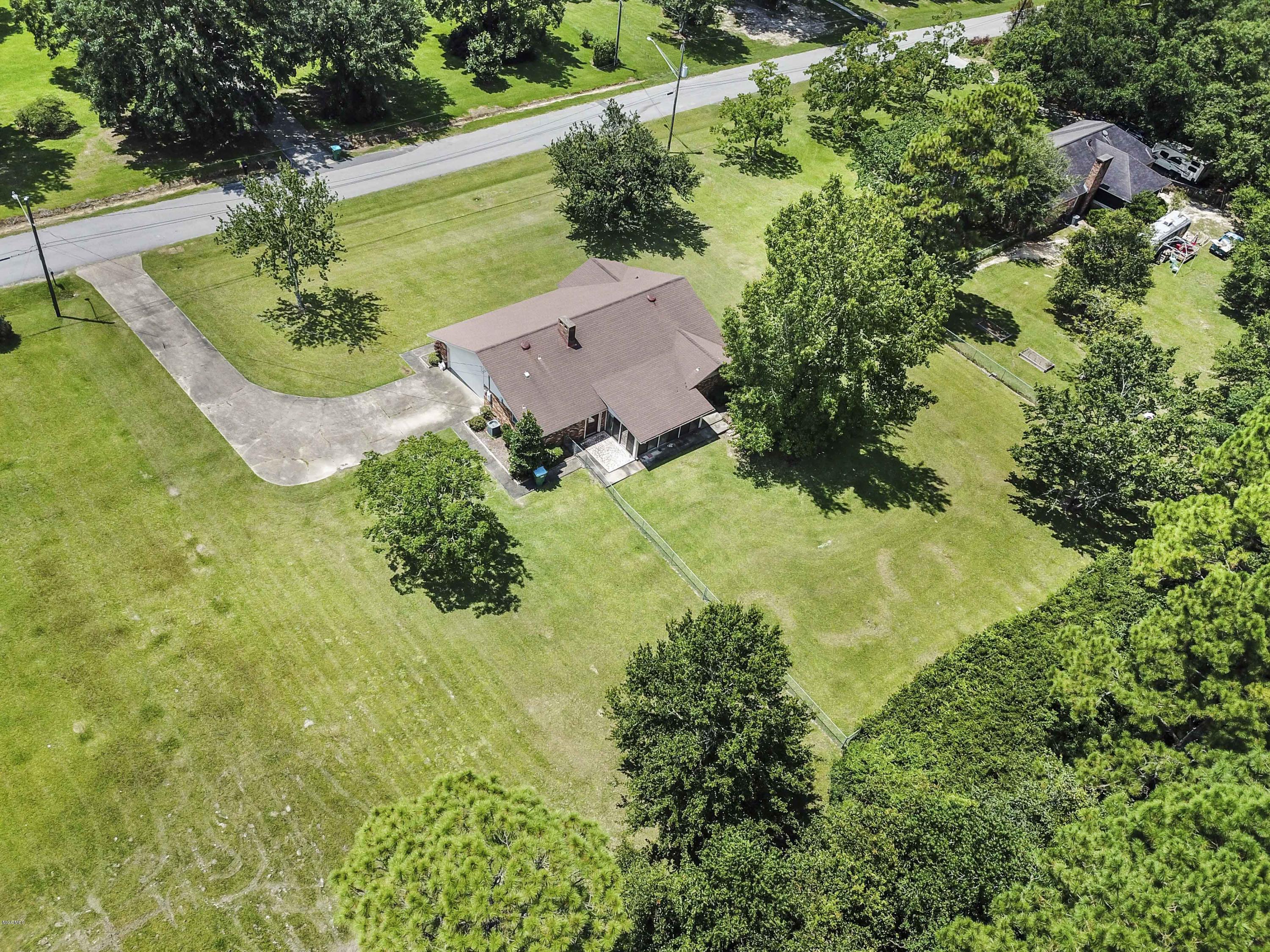 14316 Mays Road Gulfport, MS 39503 - Photo 29 of 31 031