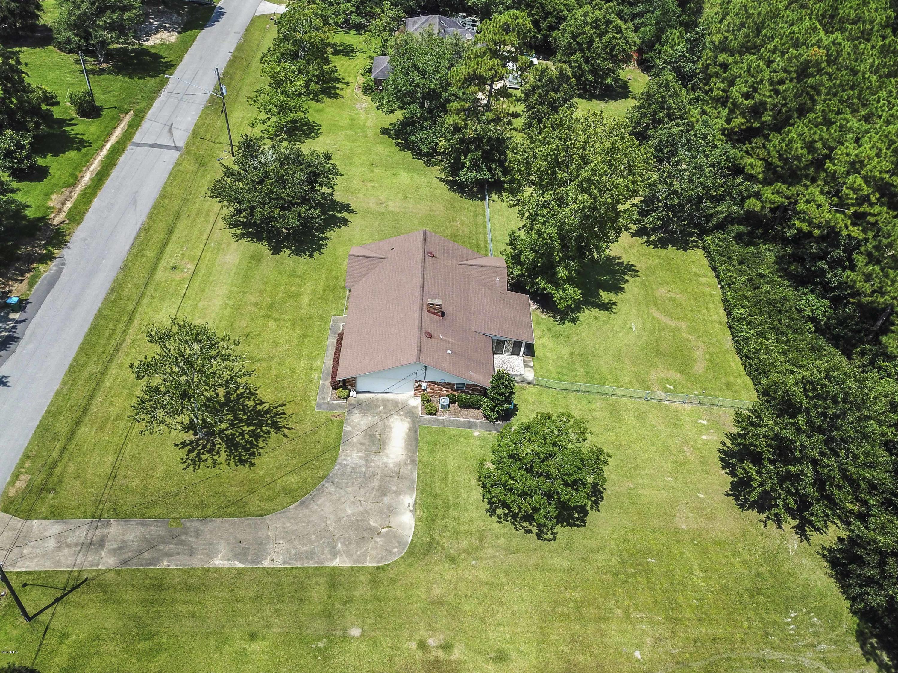14316 Mays Road Gulfport, MS 39503 - Photo 30 of 31 032