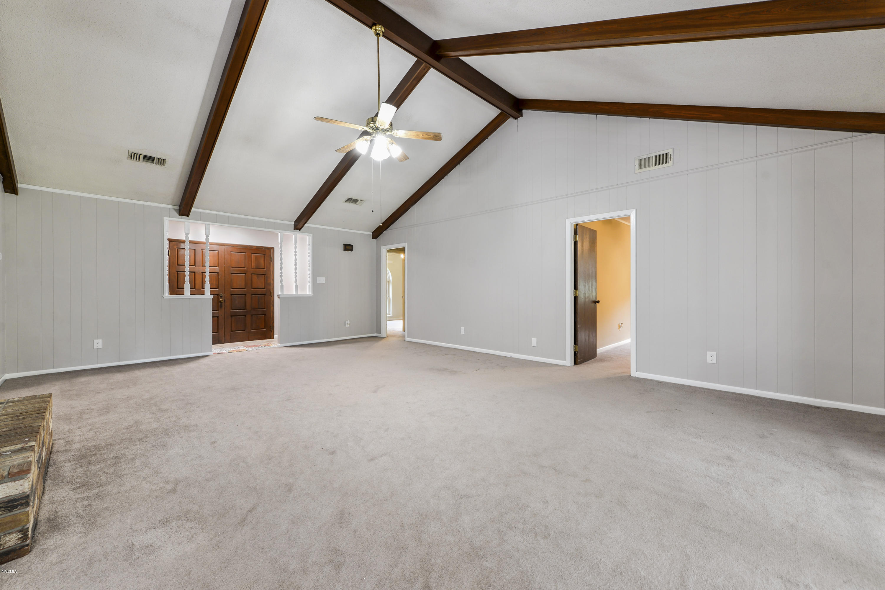14316 Mays Road Gulfport, MS 39503 - Photo 4 of 31 005