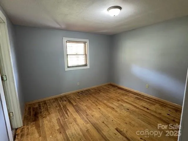 en empty room with window