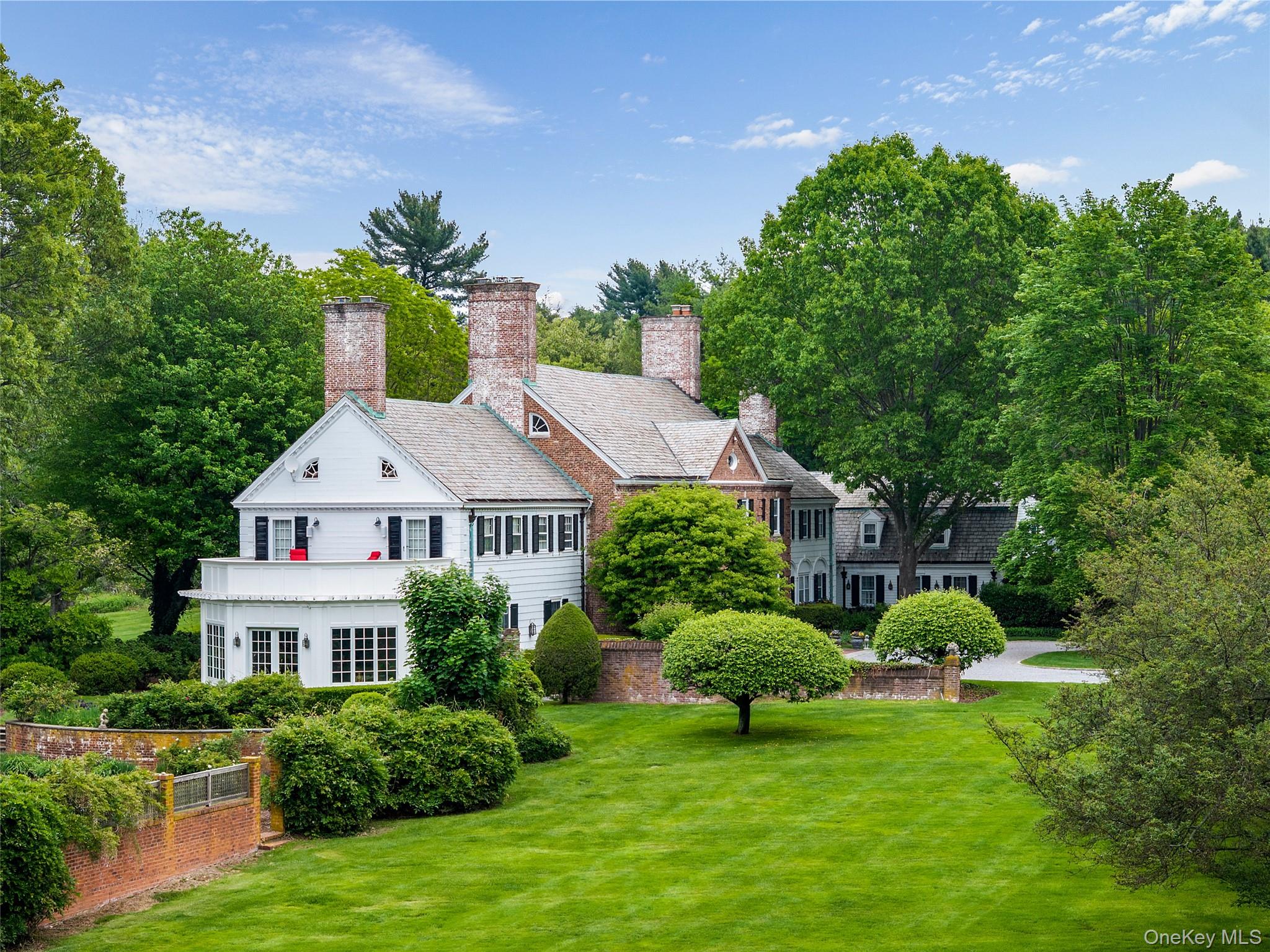 52 Piping Rock Road Locust Valley, NY 11560 - Photo 23 of 27