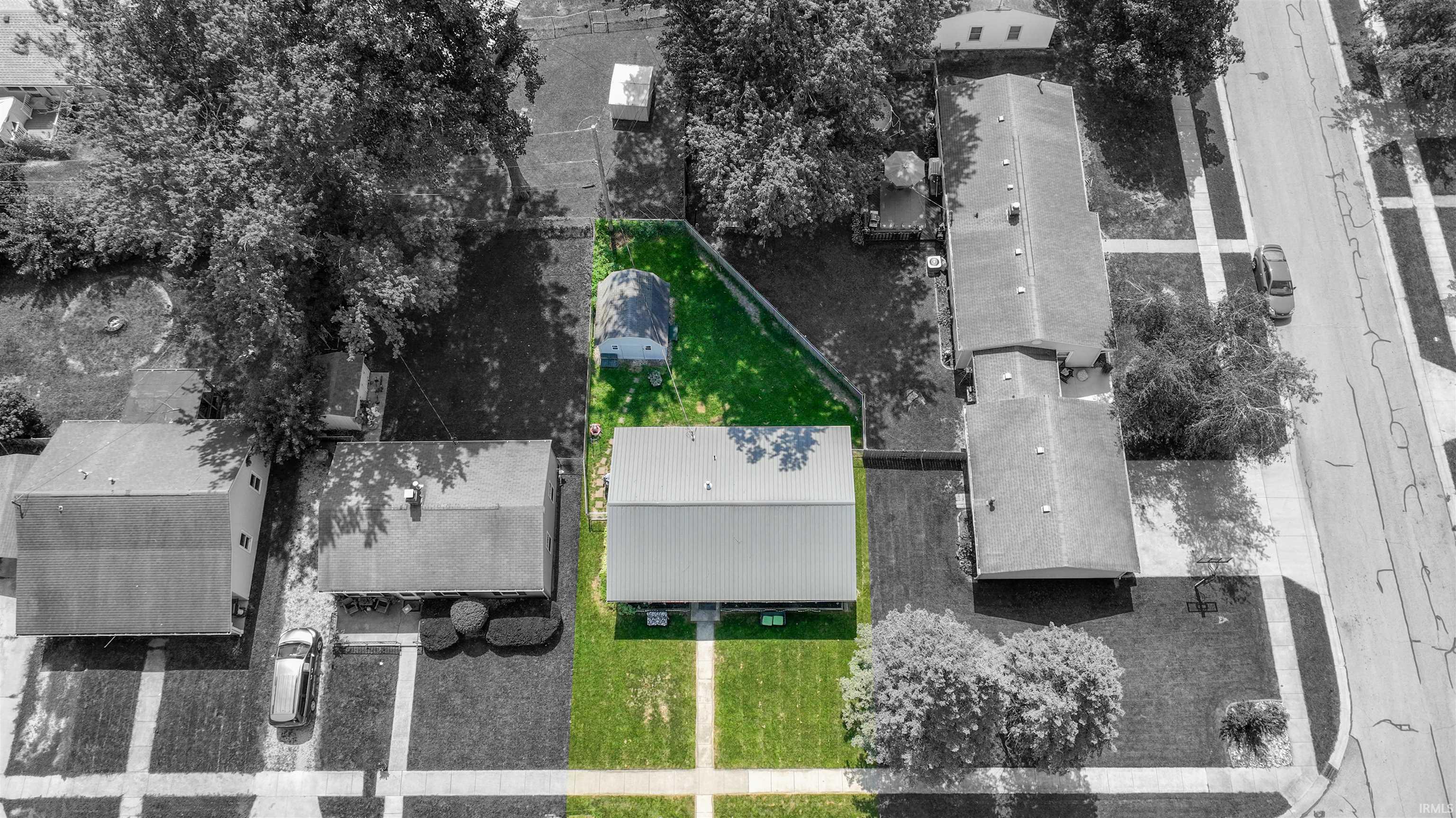 511 Freeman Drive Monticello, IN 47960 - Photo 3 of 16