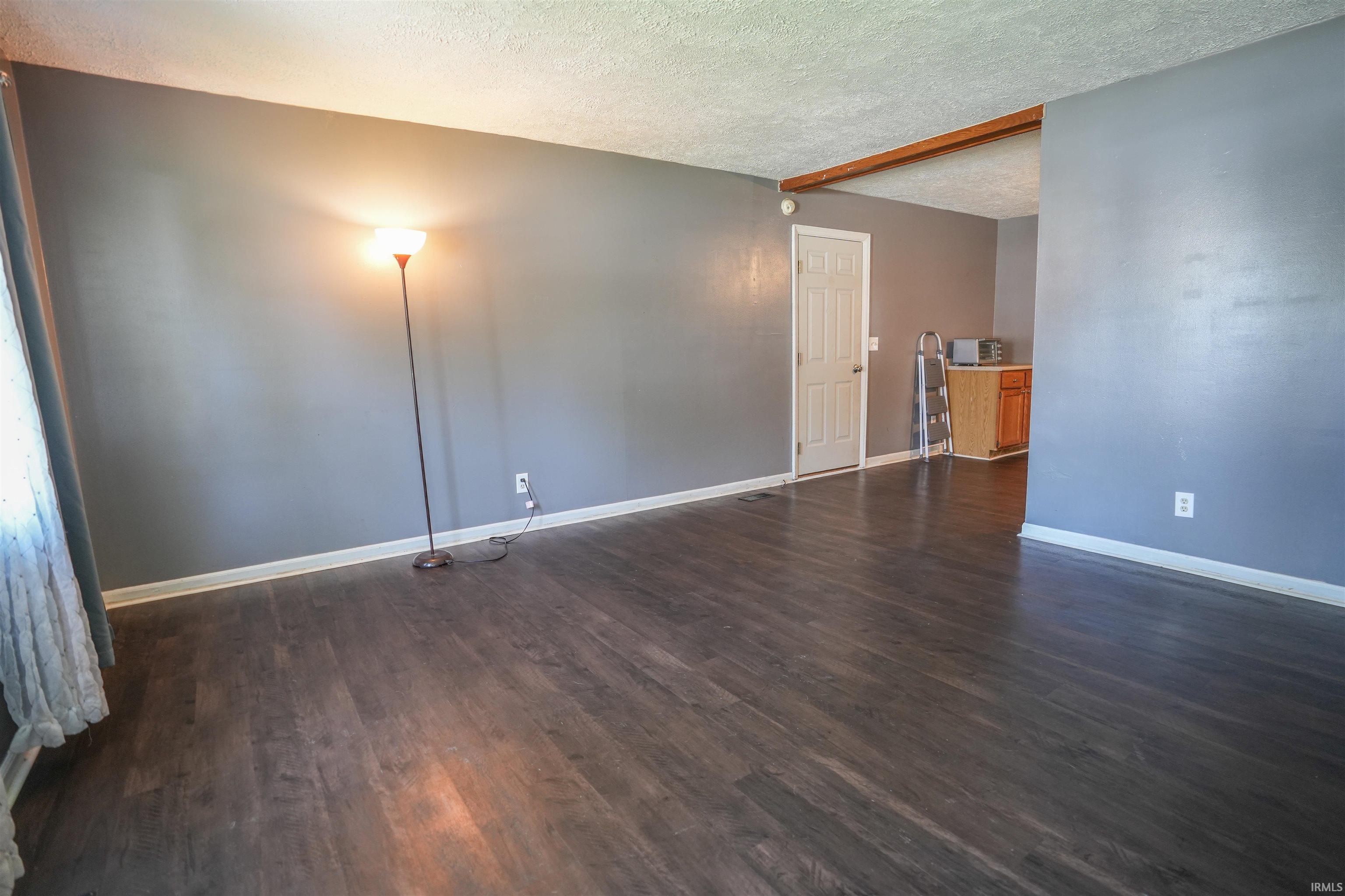 511 Freeman Drive Monticello, IN 47960 - Photo 7 of 16