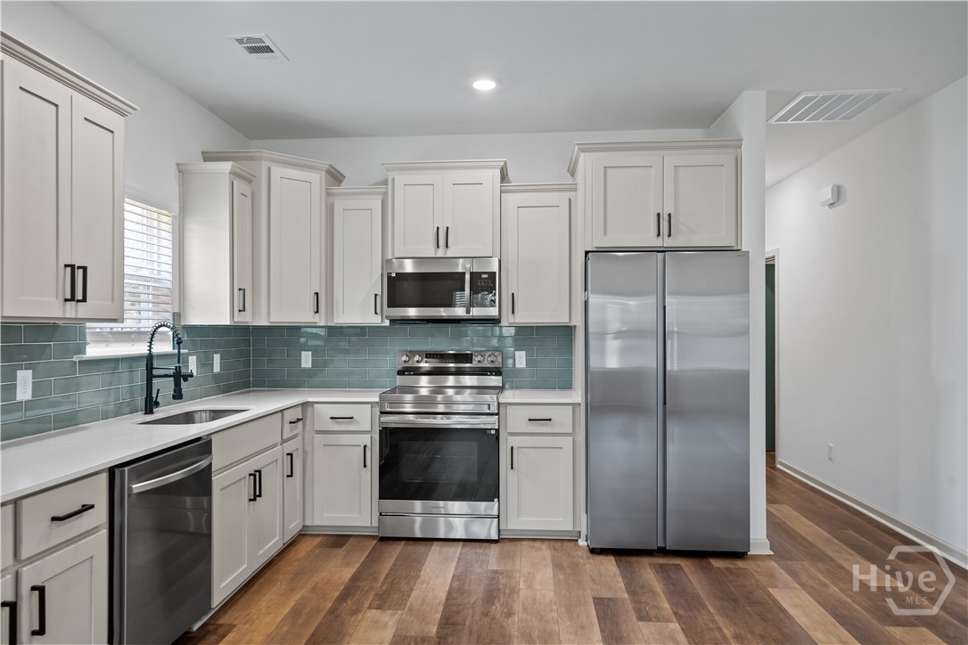 145 Waters Circle Pembroke, GA 31321 - Photo 11 of 50 Kitchen