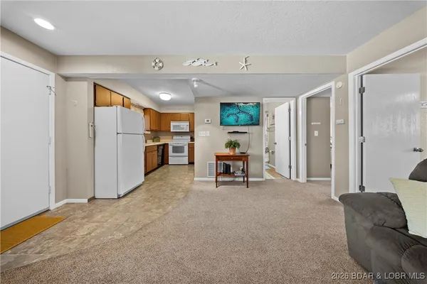 $200,000 | 434 Summer Haven Road, Unit 434, Lake Ozark, MO 65049