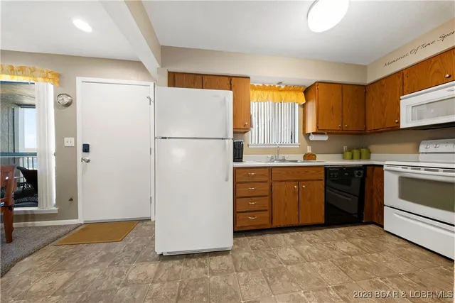 $215,000 | 434 Summer Haven Road, Unit 434, Lake Ozark, MO 65049