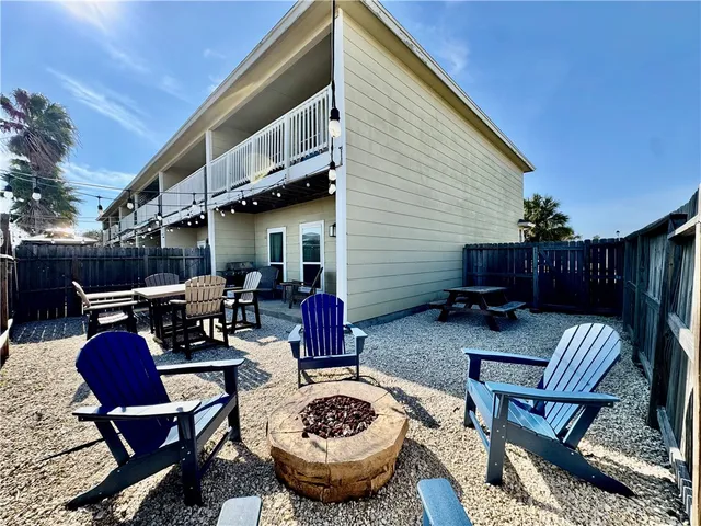$2,100 | 14214 Ambrosia Street, Unit 101, Corpus Christi, TX 78418