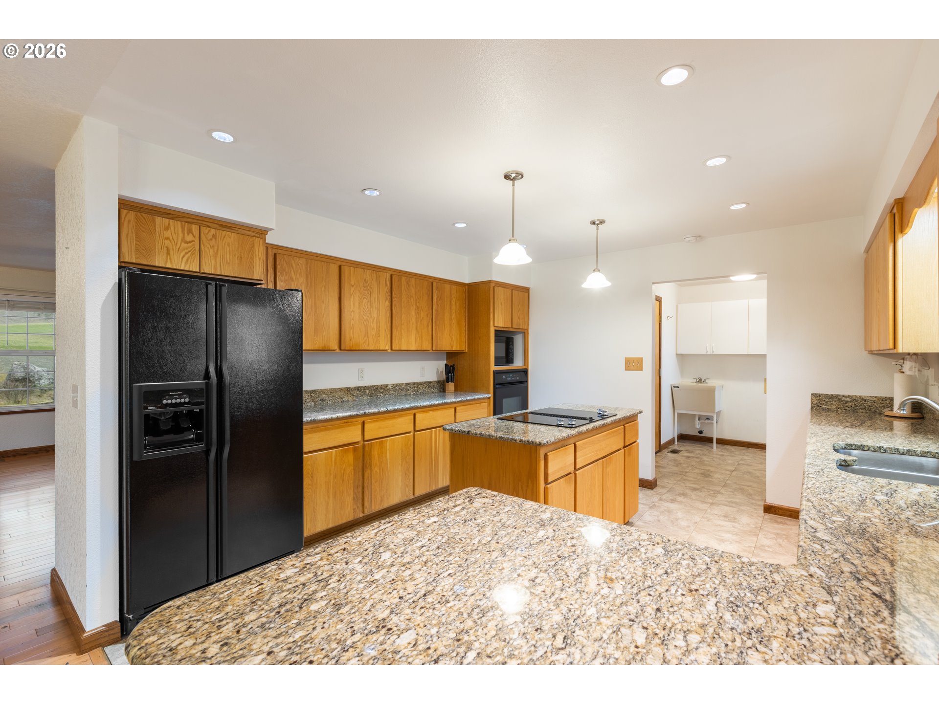 1720 Elgarose Road Roseburg, OR 97471 - Photo 14 of 48