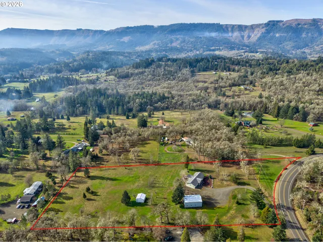 $639,000 | 1720 Elgarose Road, Roseburg, OR 97471