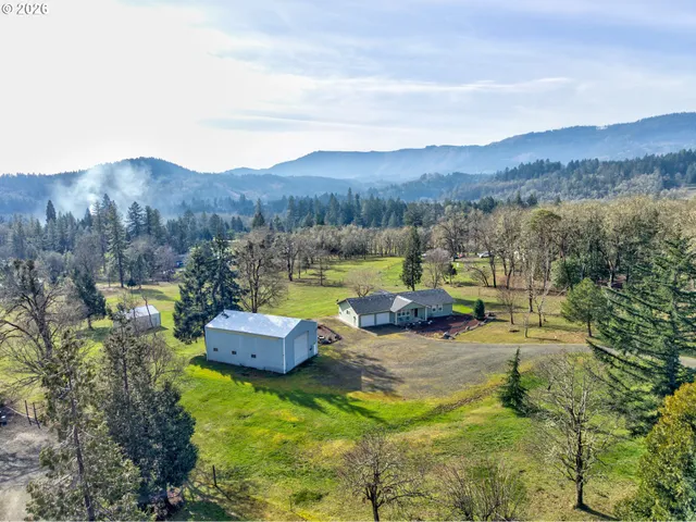 $639,000 | 1720 Elgarose Road, Roseburg, OR 97471