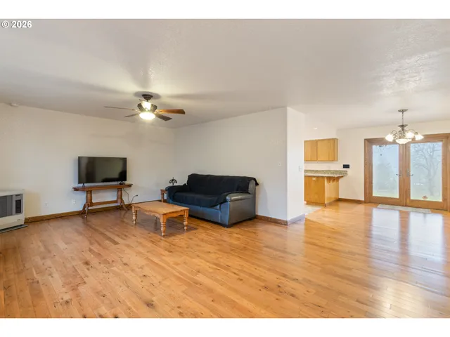 $639,000 | 1720 Elgarose Road, Roseburg, OR 97471